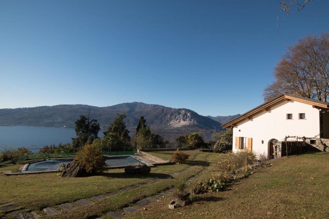 Photo of Buildings in Suna