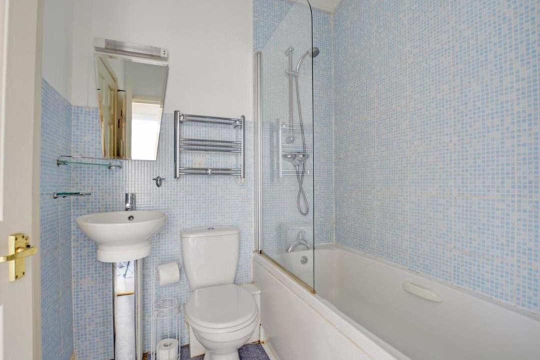Photo of Bathroom in Fowey