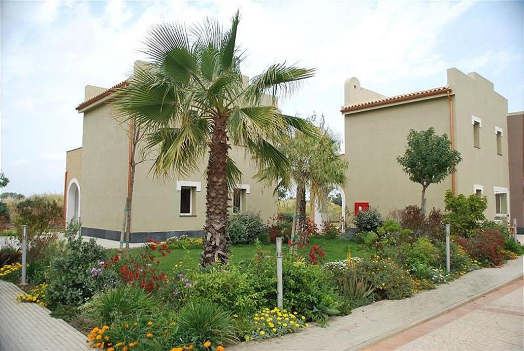 Photo of Buildings in Arenella