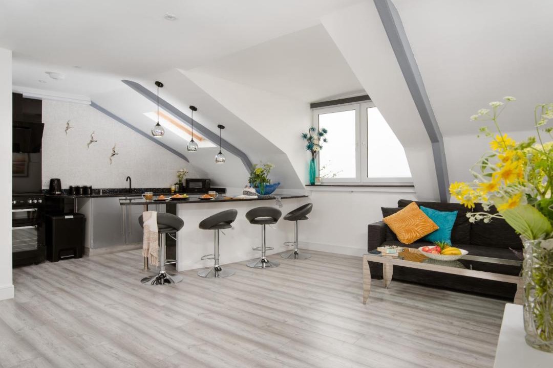 Photo of Livingroom in Torquay City Centre