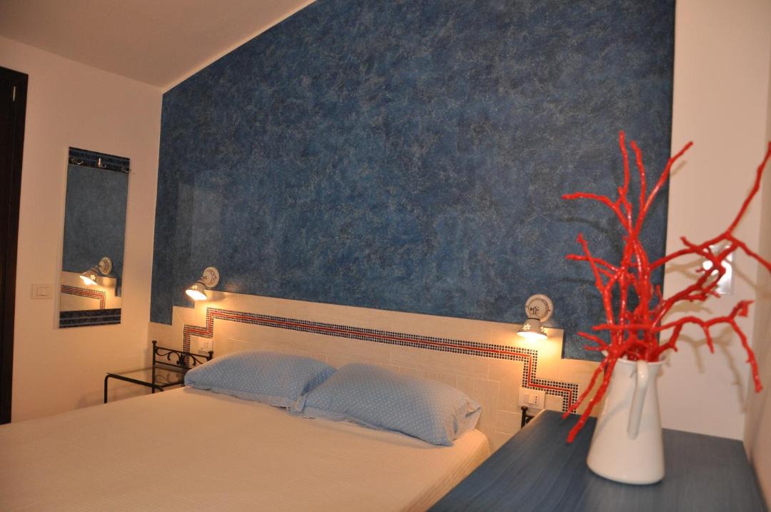 Photo of Bedroom in La Maddalena
