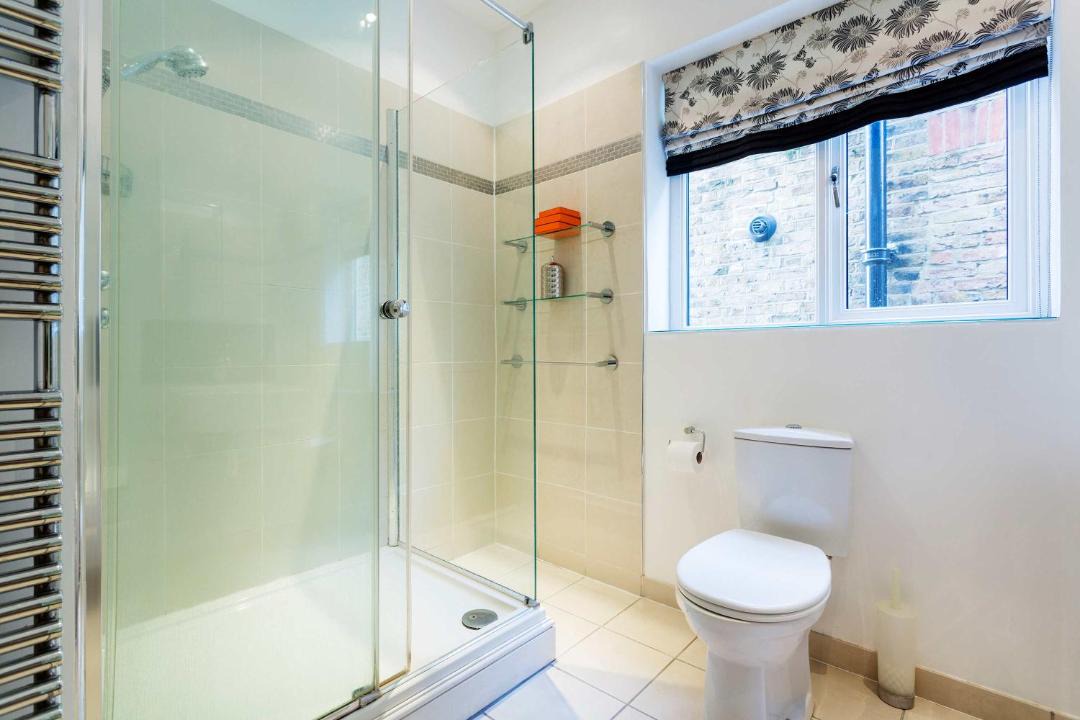 Photo of Bathroom in Ealing Common