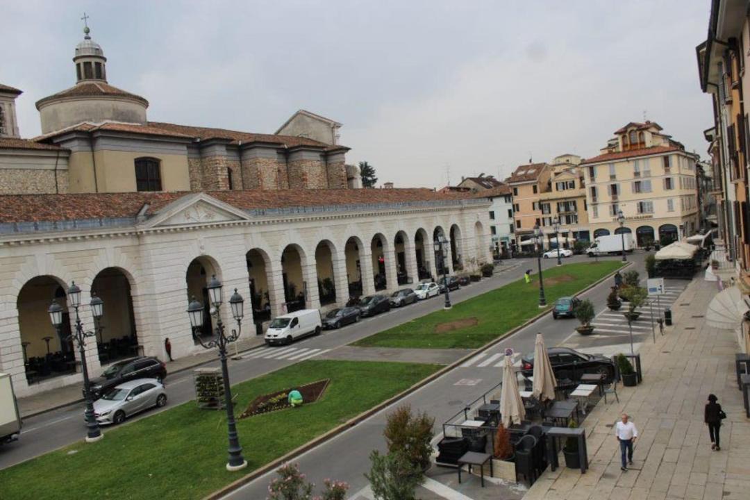 Photo of Buildings in Brescia Antica