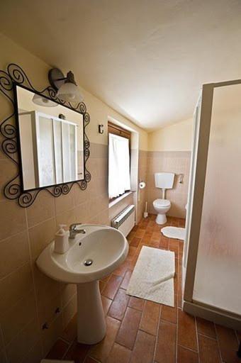Photo of Bathroom in Fabriano