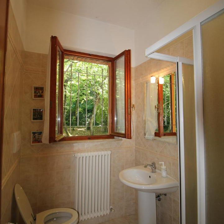 Photo of Bathroom in Mombaroccio