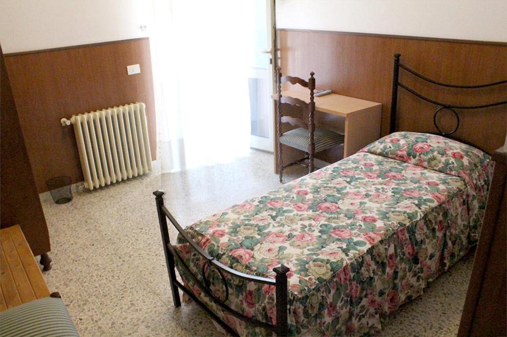 Photo of Bedroom in Sutri