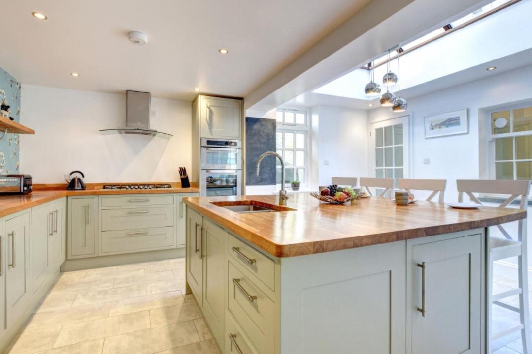Photo of Kitchen in Looe