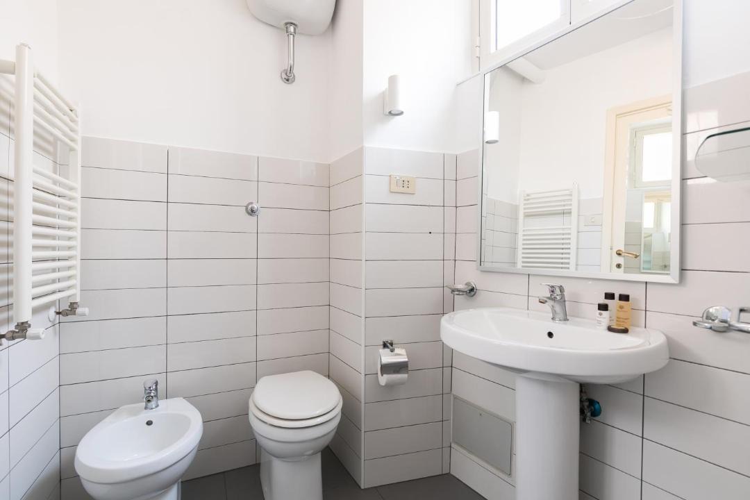 Photo of Bathroom in Rione VI Parione