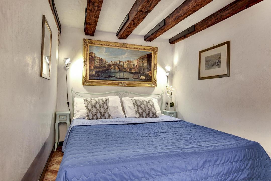Photo of Bedroom in Santa Croce