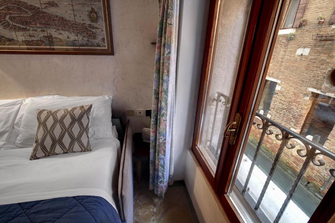 Photo of Bedroom in Santa Croce