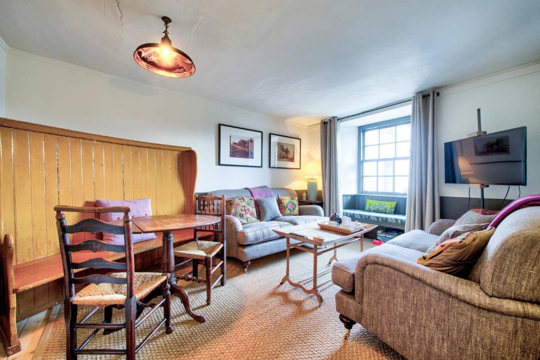 Photo of Livingroom in New Town
