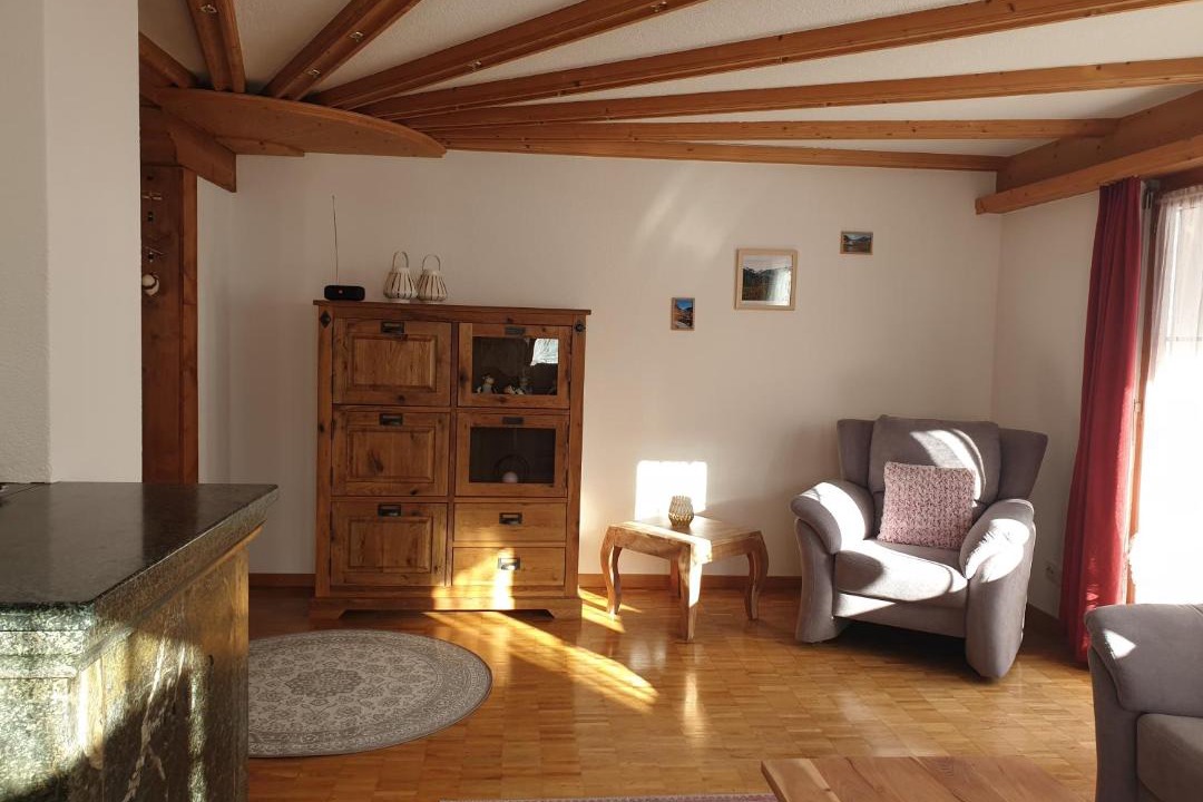 Photo of Livingroom in Tujetsch