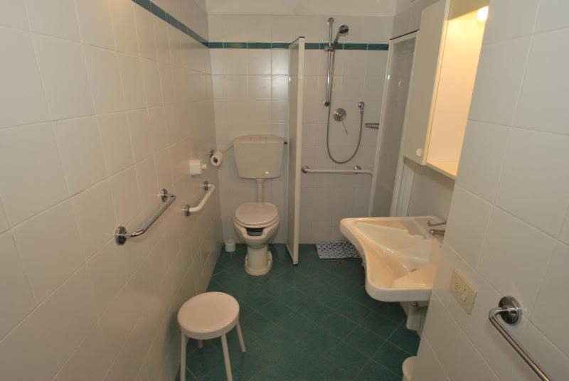Photo of Bathroom in Sicelle