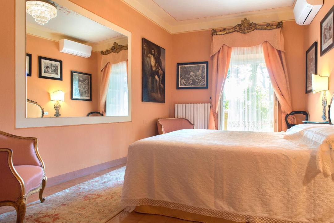 Photo of Bedroom in Lonato del Garda