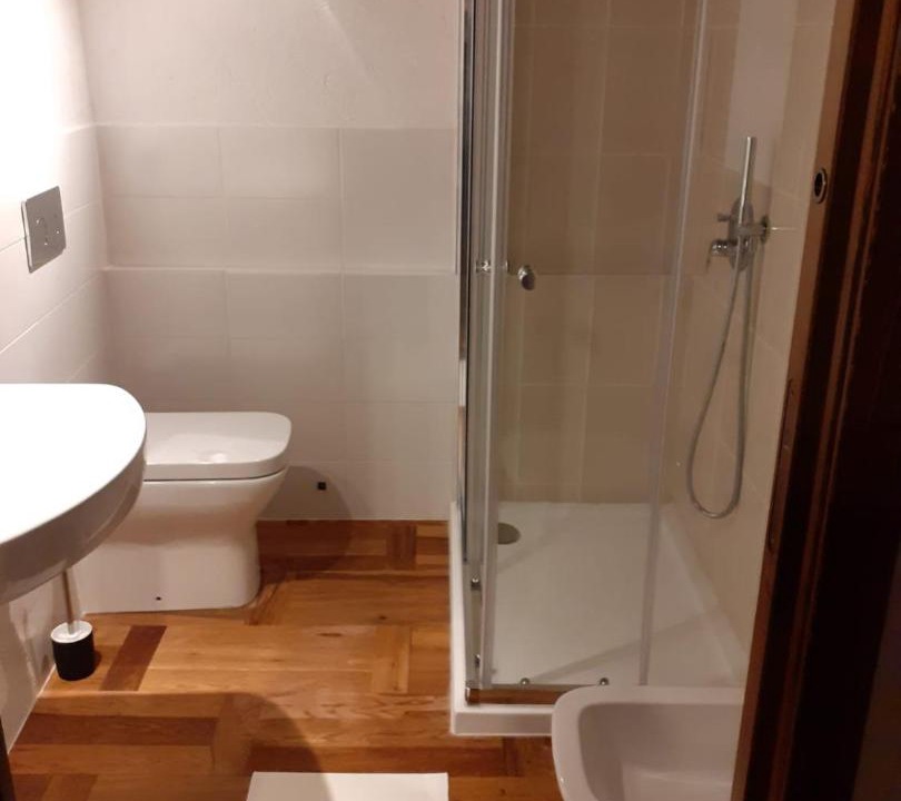 Photo of Bathroom in La Salle