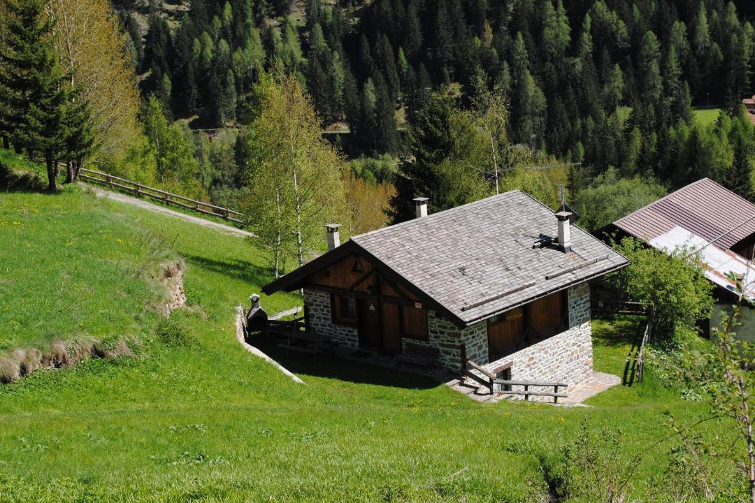 Photo of Buildings in Peio