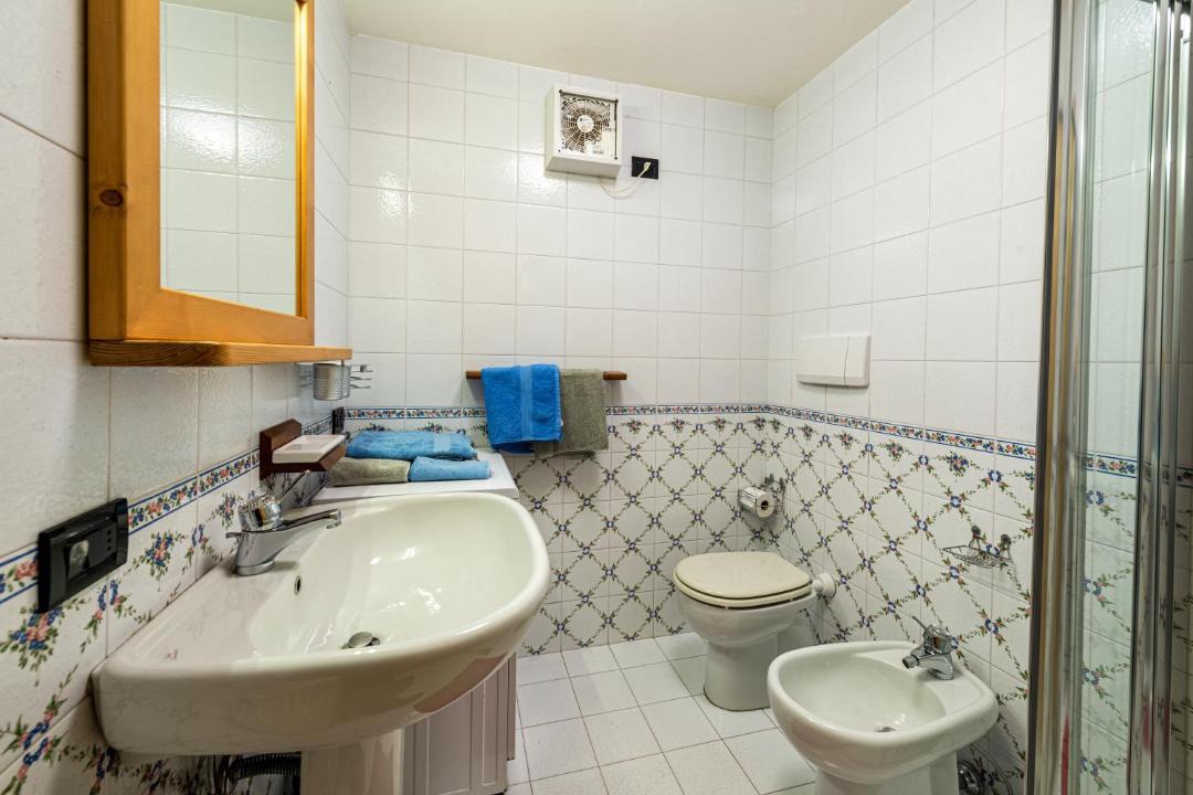 Photo of Bathroom in Peio