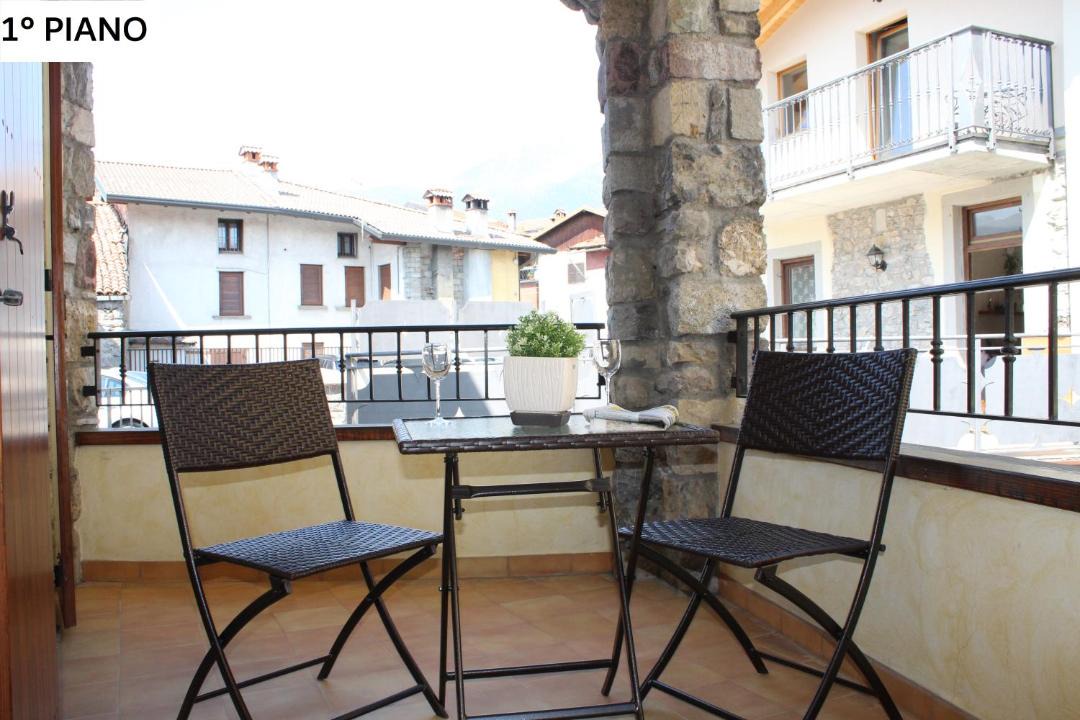 Photo of Patio Balcony in Ossimo