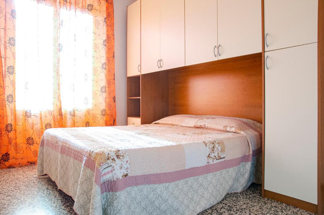 Photo of Bedroom in Varese Ligure
