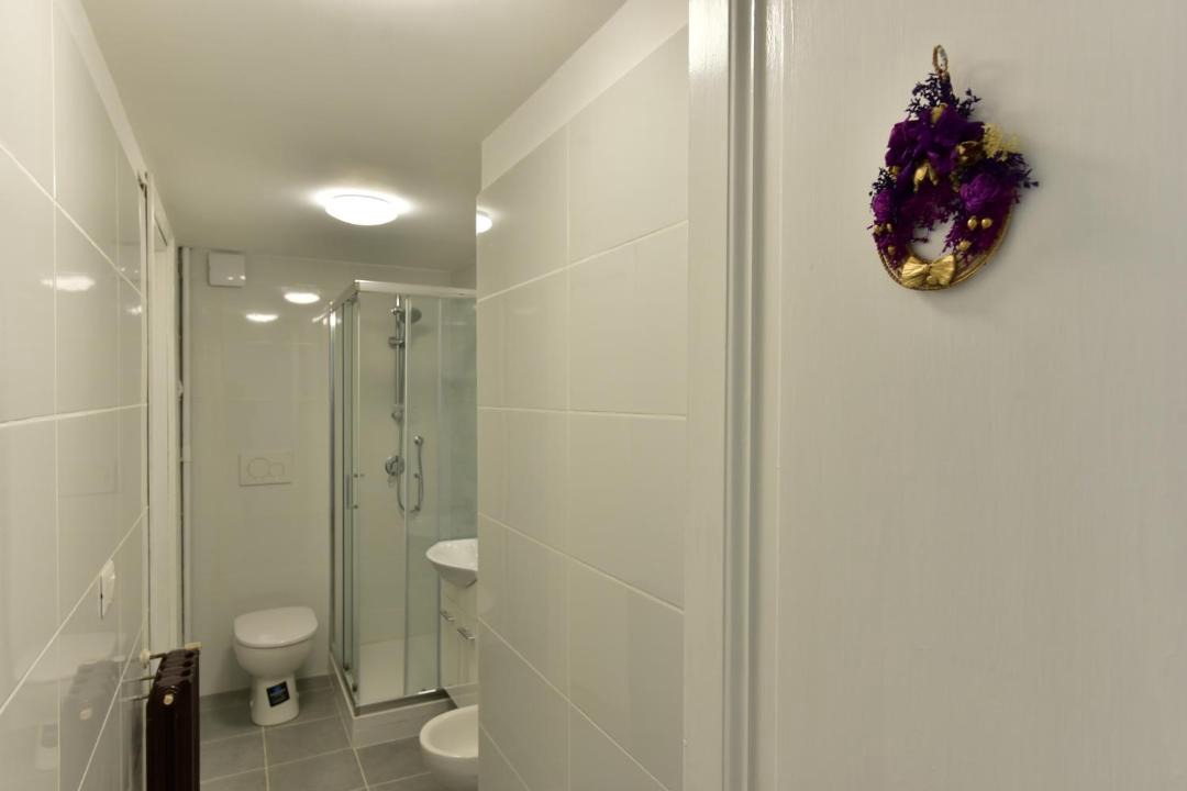 Photo of Bathroom in Rione XVIII Castro Pretorio