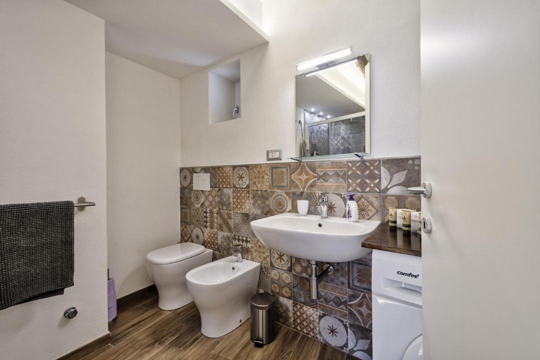 Photo of Bathroom in Historic Centre