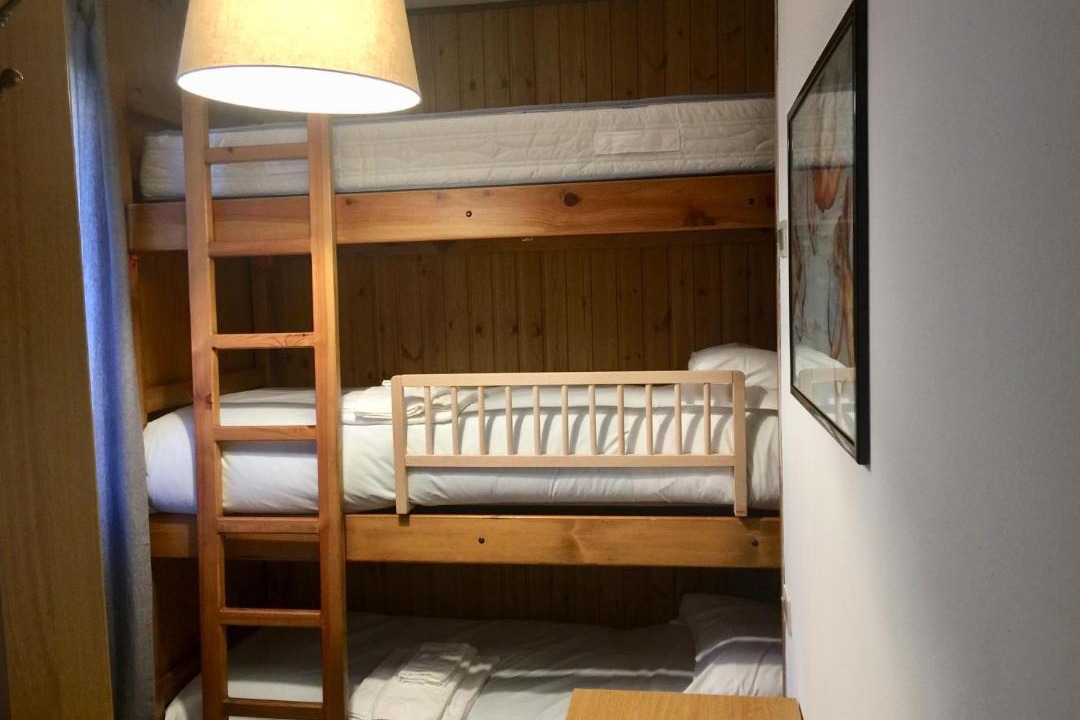 Photo of Bedroom in Temu