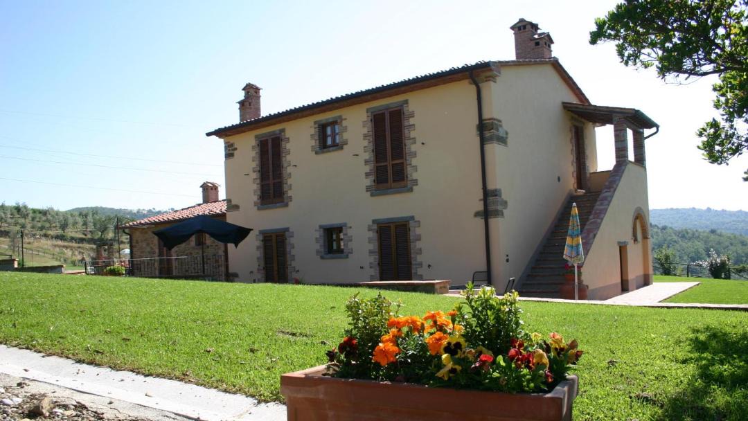Photo of Buildings in Torre A Castello
