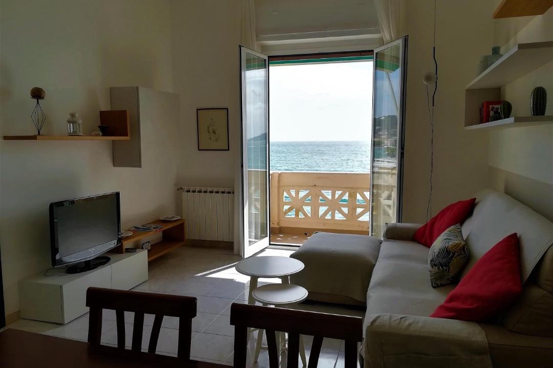 Photo of Livingroom in San Terenzo