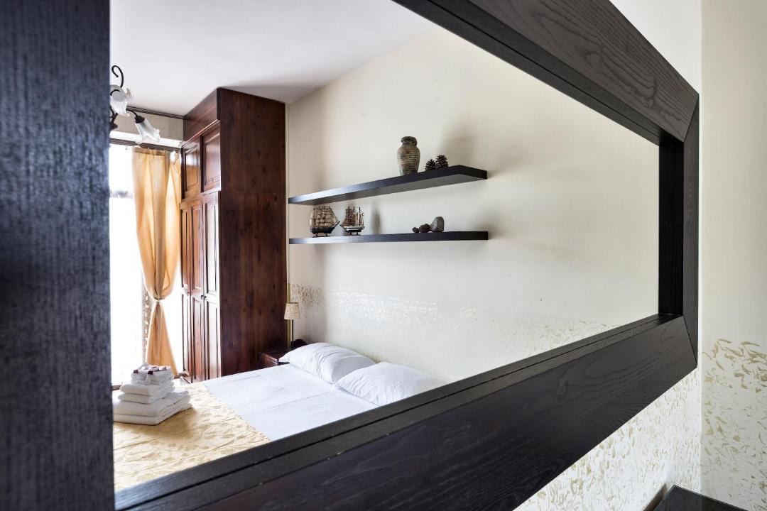 Photo of Bedroom in Naples City Centre