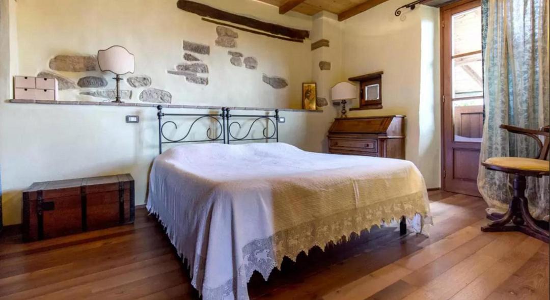 Photo of Bedroom in Porrena