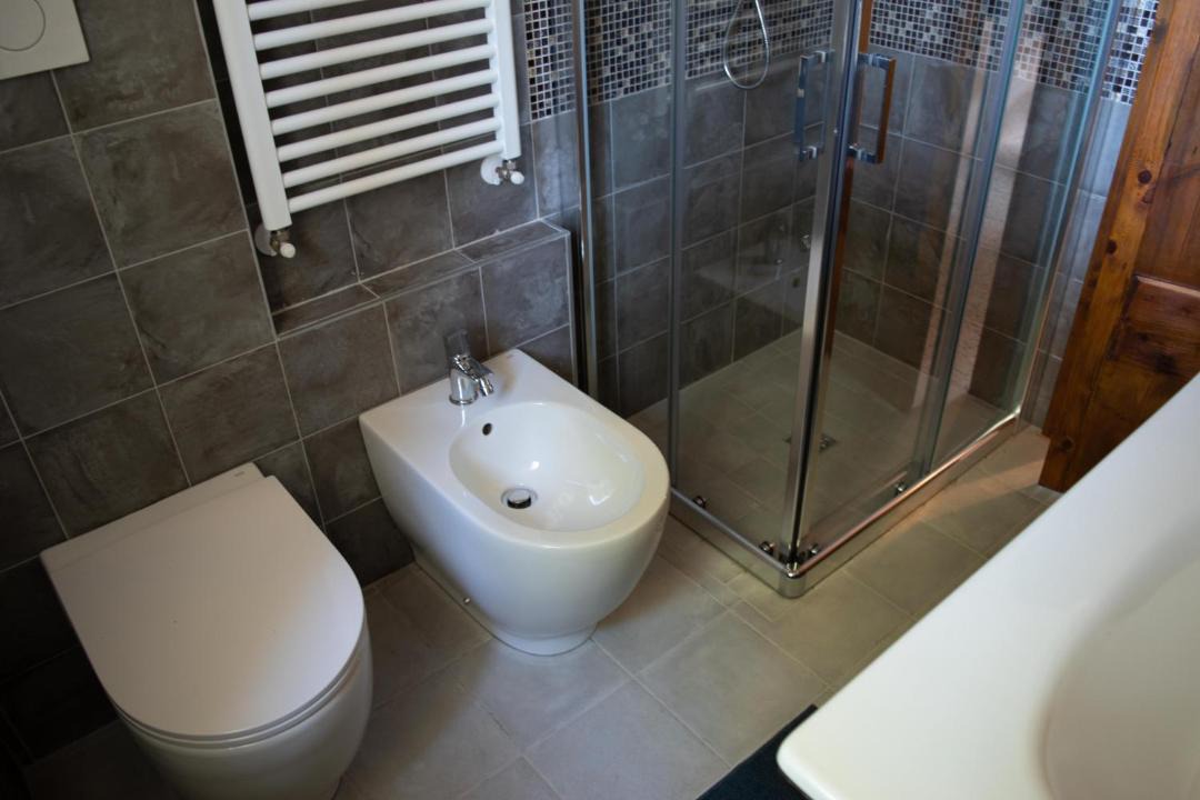 Photo of Bathroom in Monteguiduccio