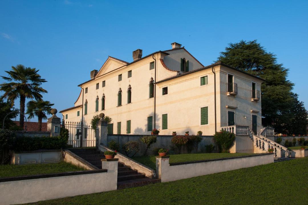Photo of Buildings in Monticello Conte Otto