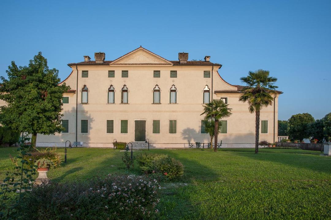 Photo of Buildings in Monticello Conte Otto