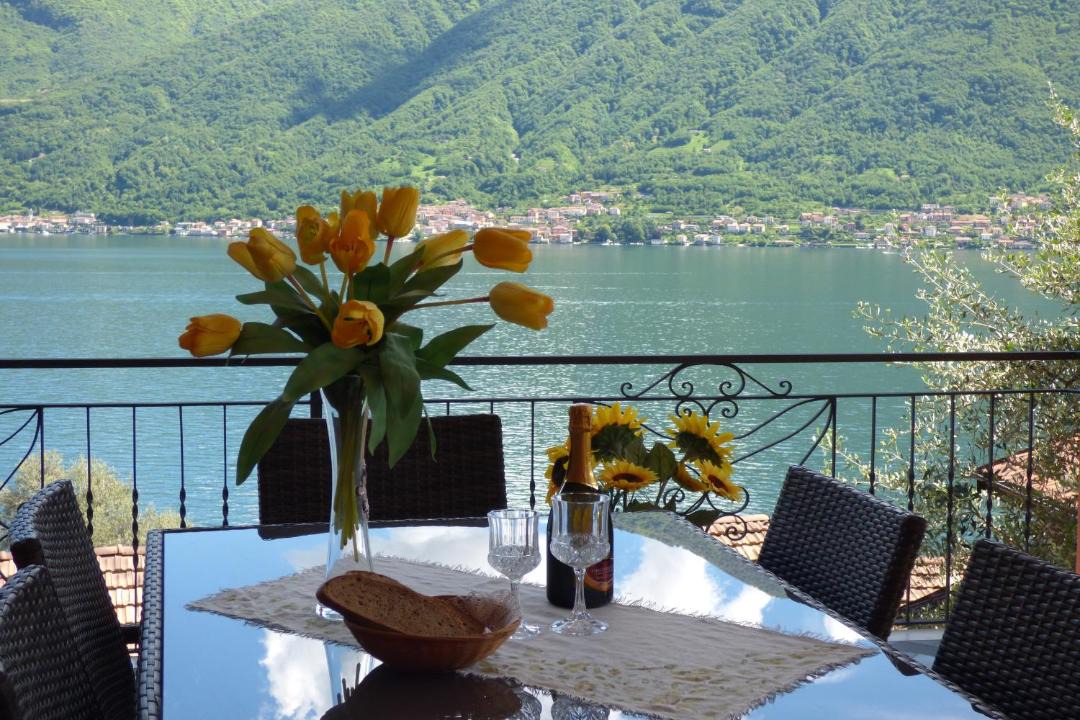 Photo of Patio Balcony in Sala Comacina