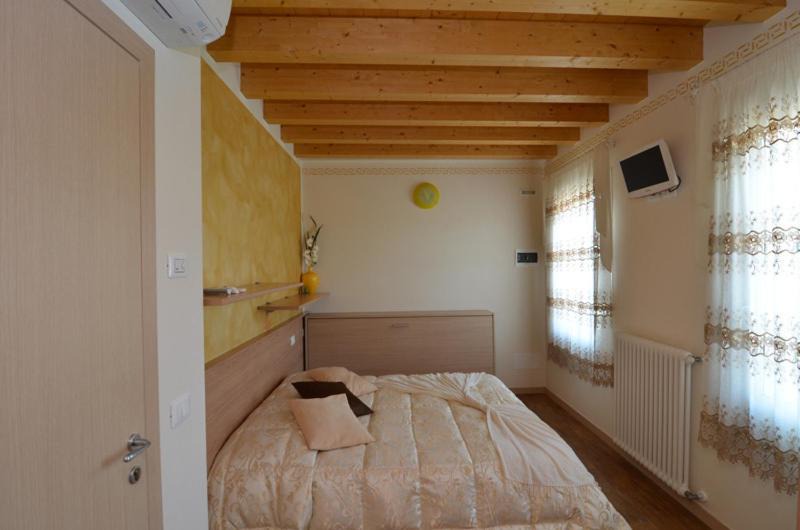 Photo of Bedroom in Pacengo