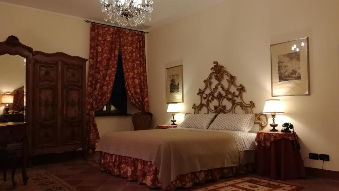 Photo of Bedroom in Caselette