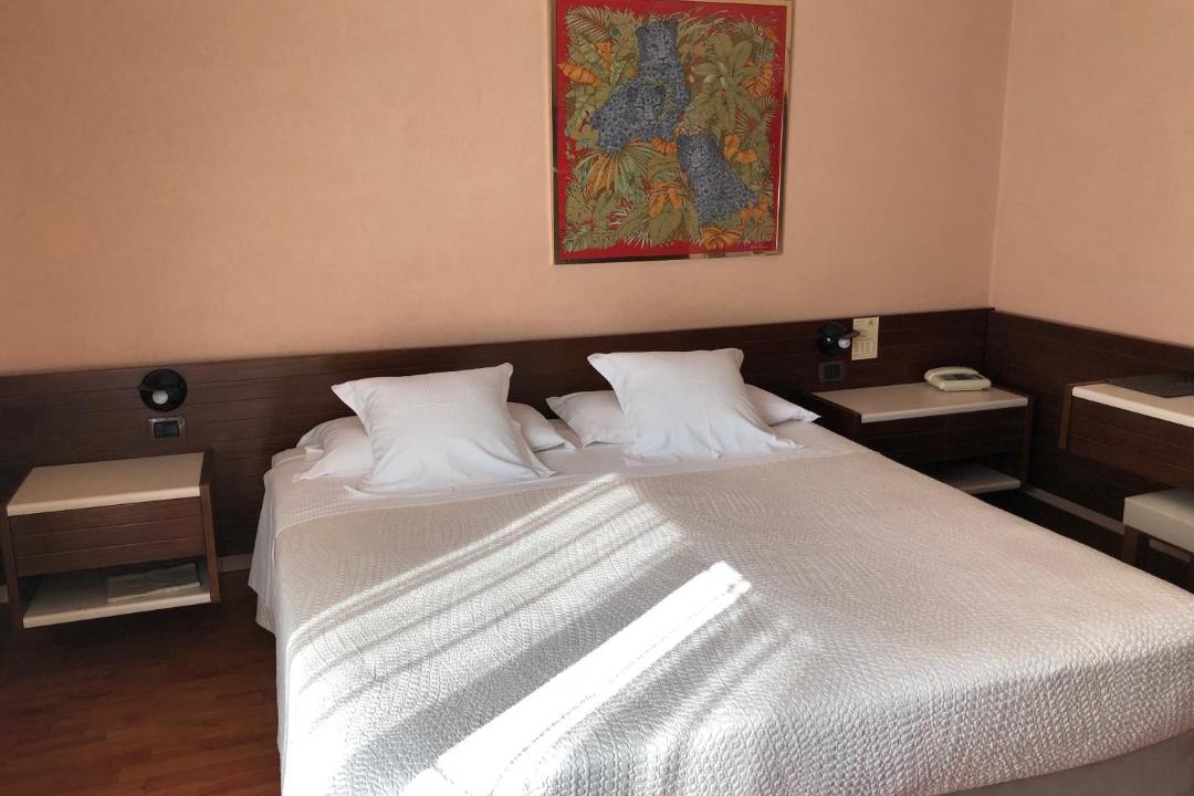 Photo of Bedroom in Sirmione