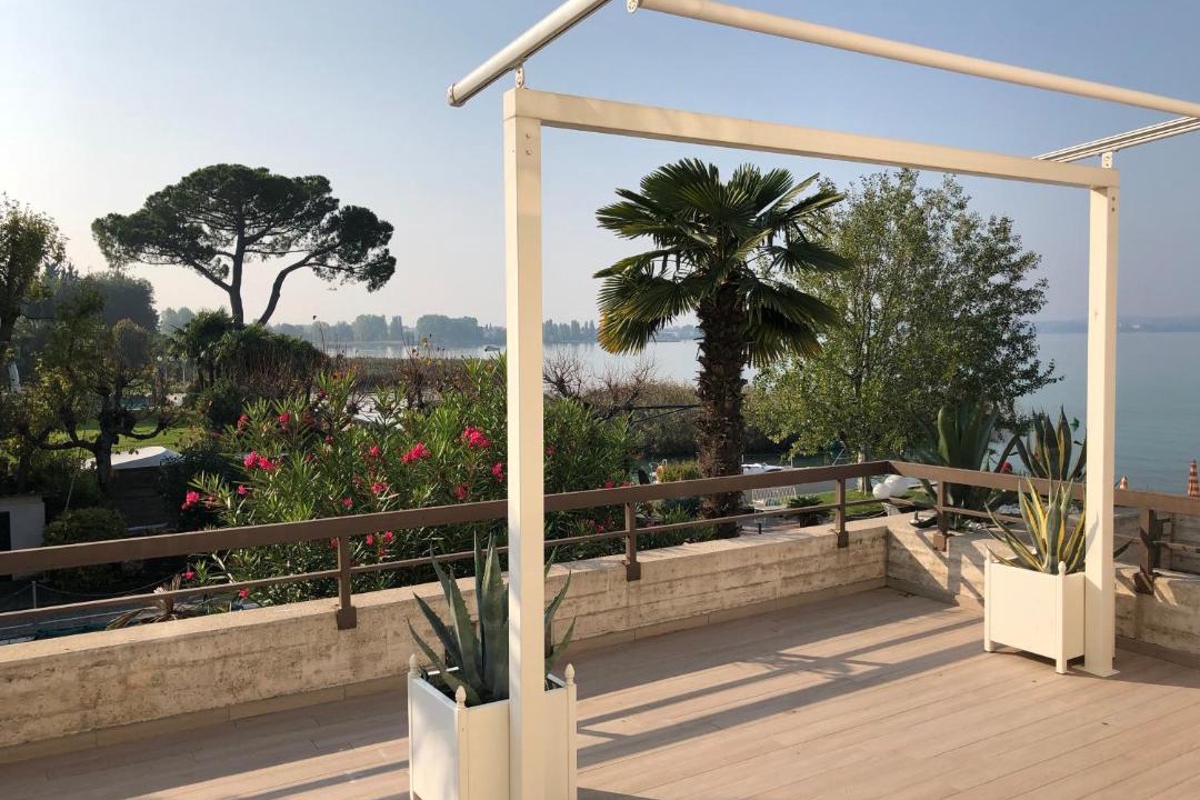 Photo of Patio Balcony in Sirmione