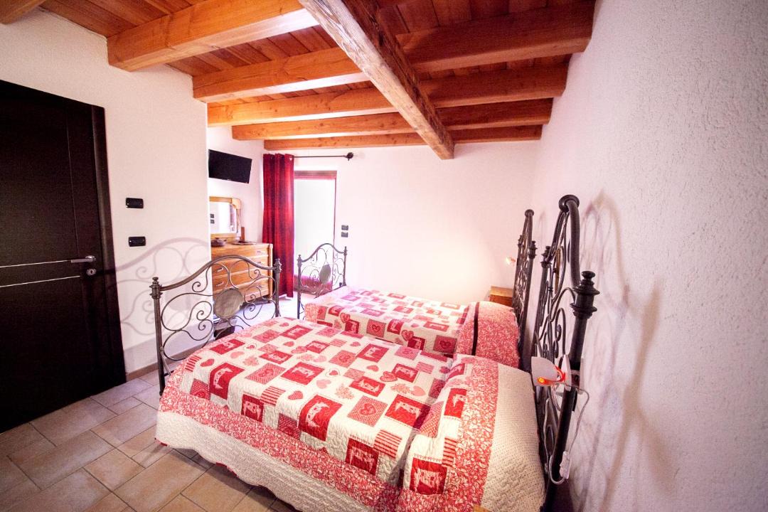 Photo of Bedroom in Chantignan