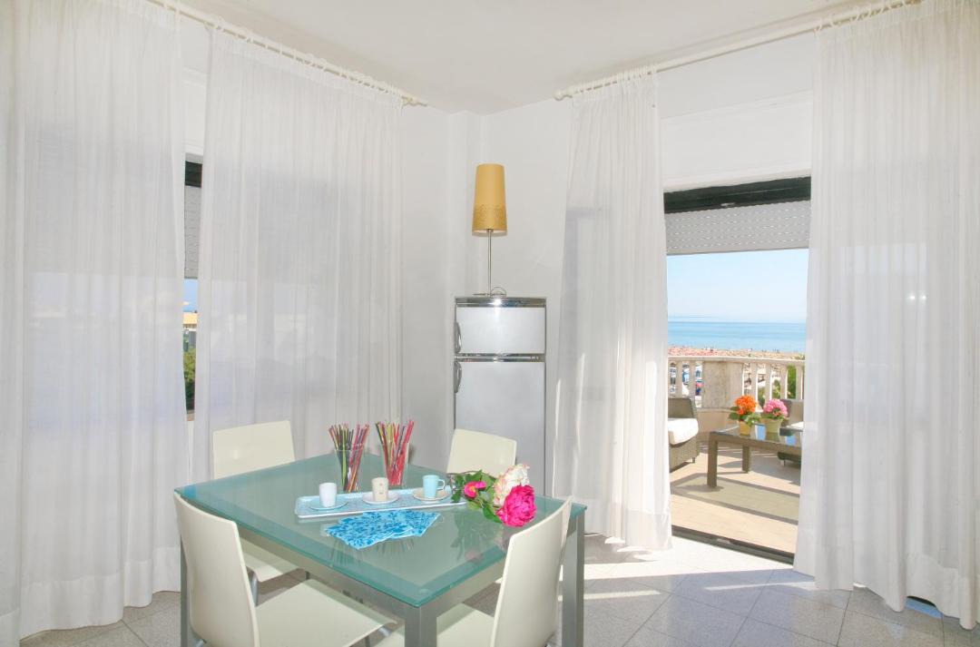 Photo of Livingroom in Marina Centro