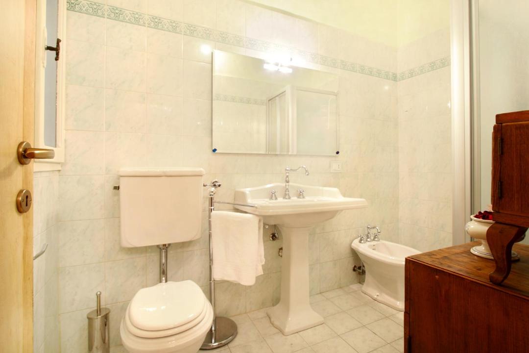 Photo of Bathroom in San Lorenzo