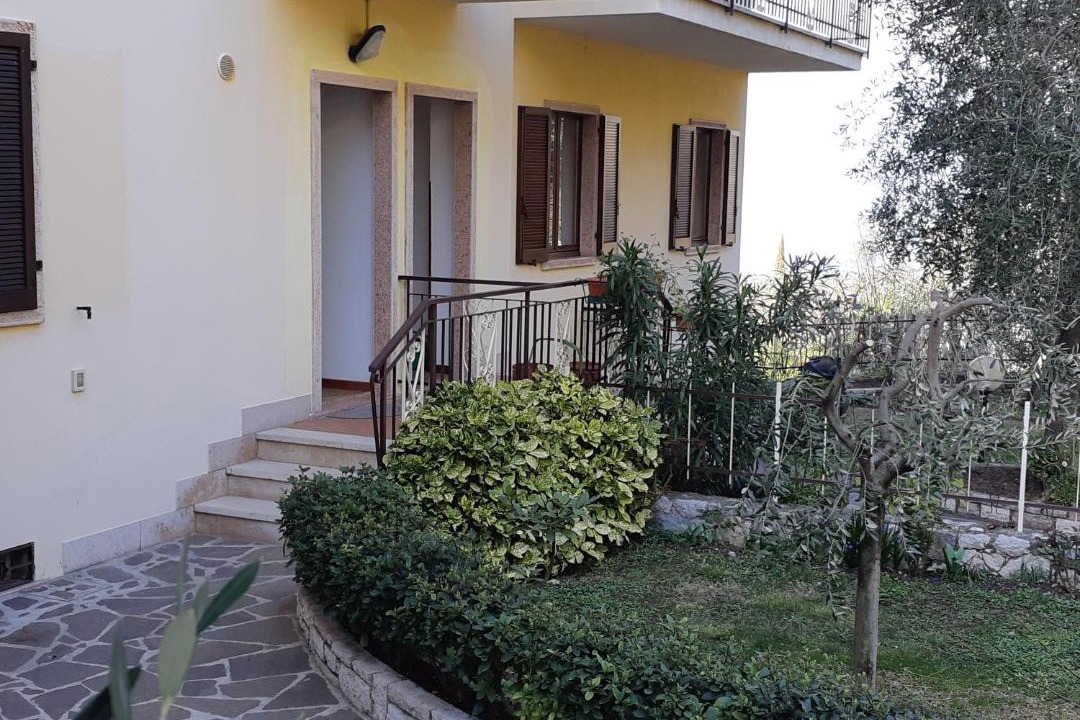 Photo of Others in Assenza