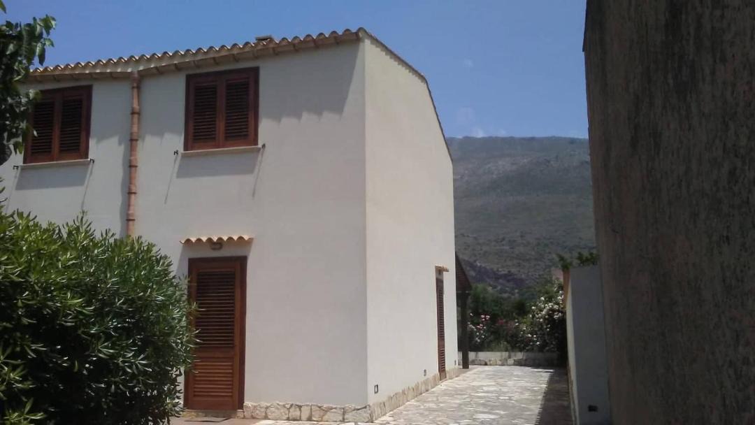 Photo of Buildings in Castelluzzo