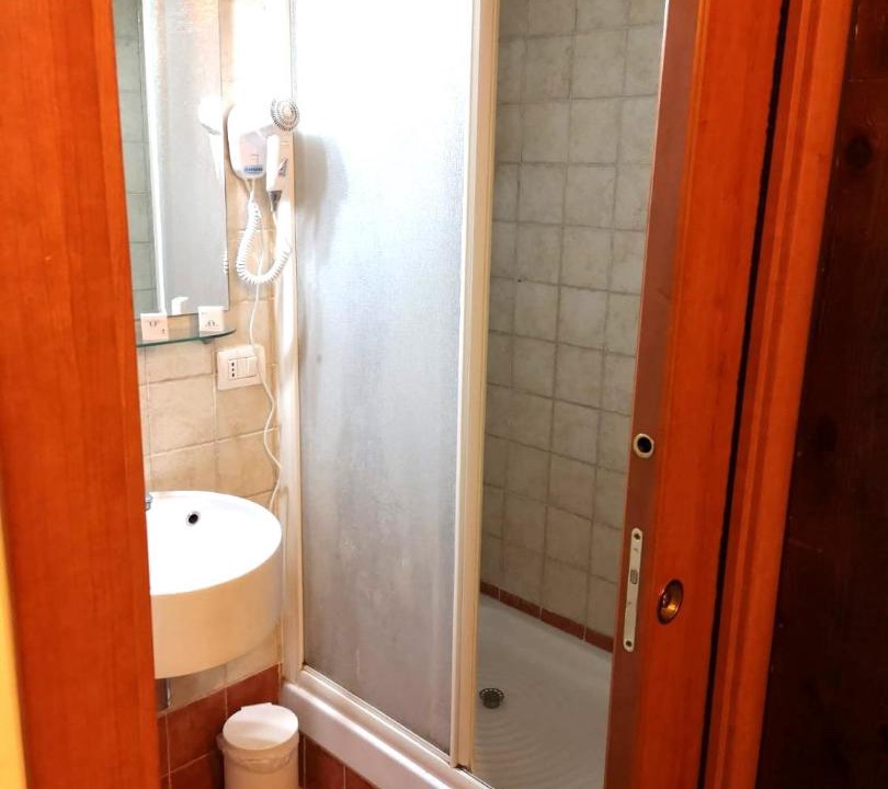 Photo of Bathroom in Naples City Centre