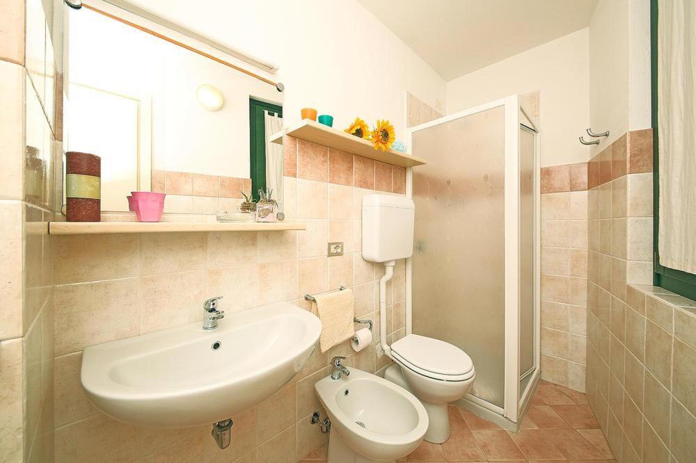 Photo of Bathroom in Raffa