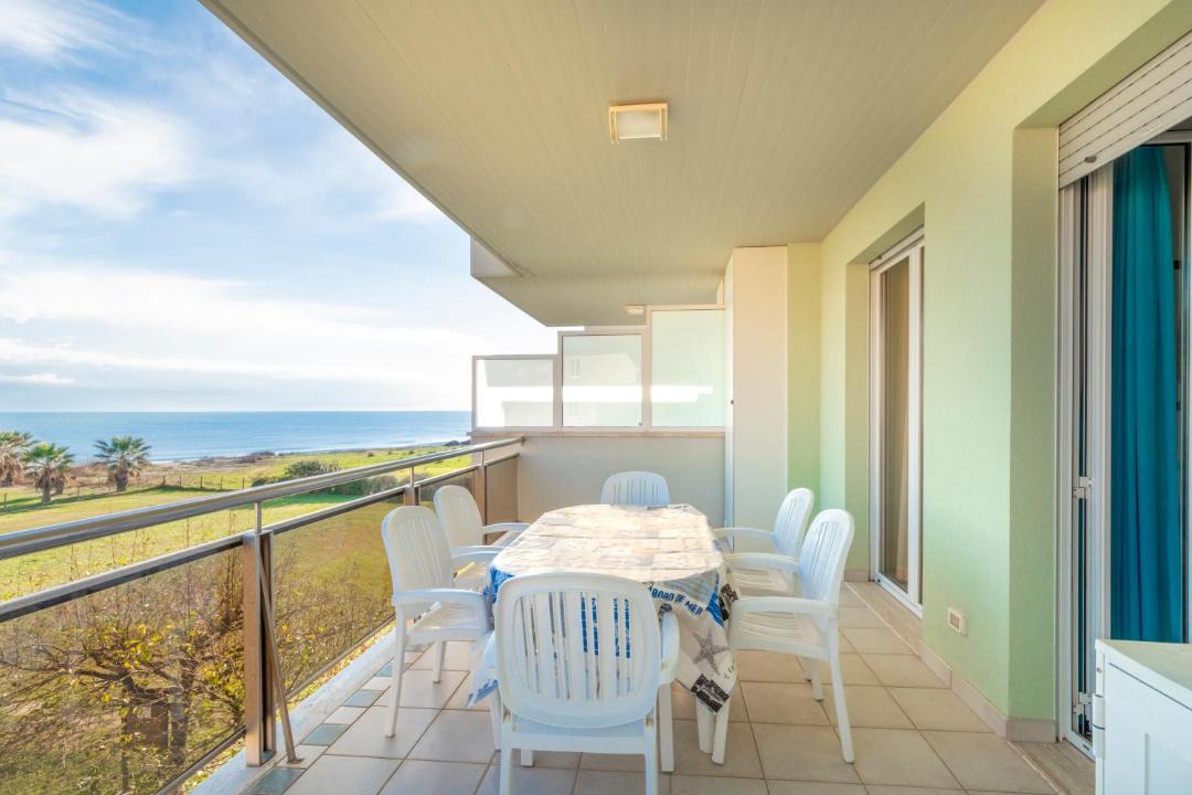 Photo of Patio Balcony in Porto d'Ascoli