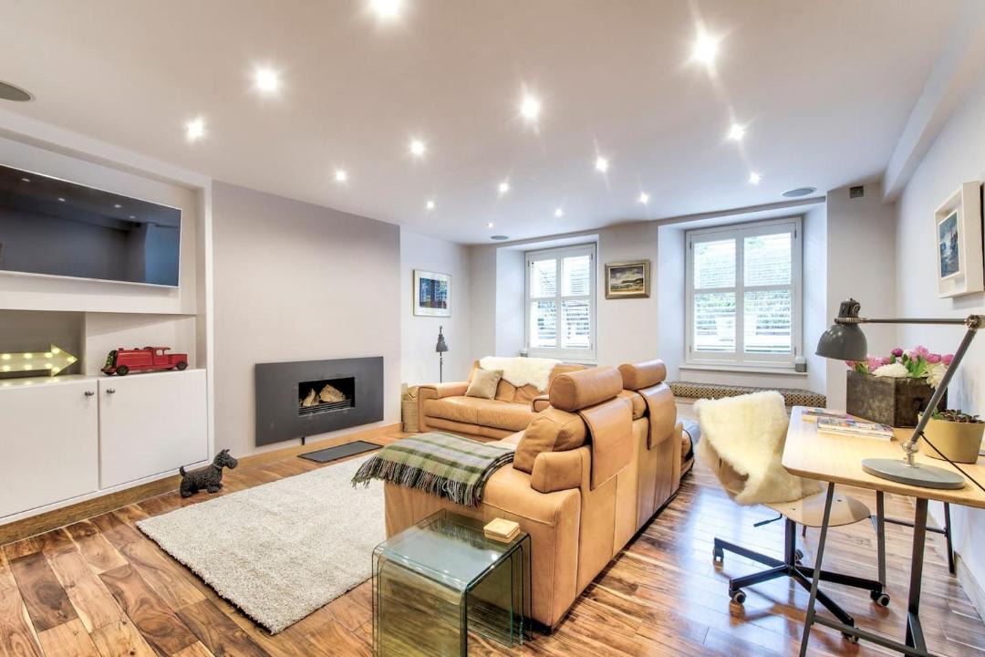 Photo of Livingroom in North West