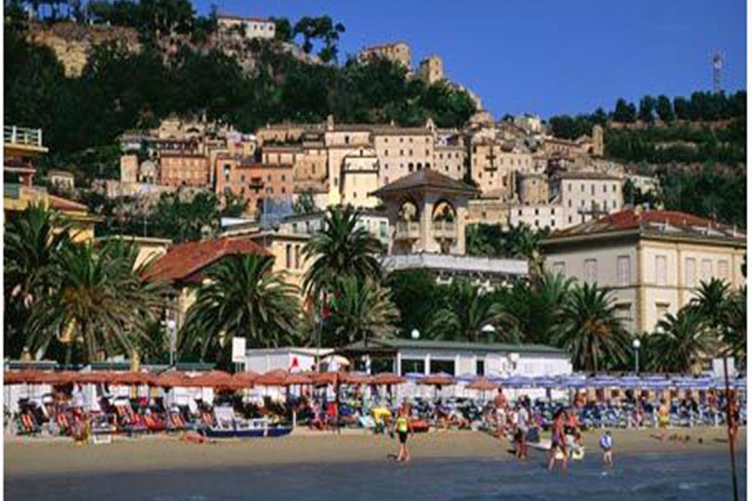 Photo of Others in Carassai