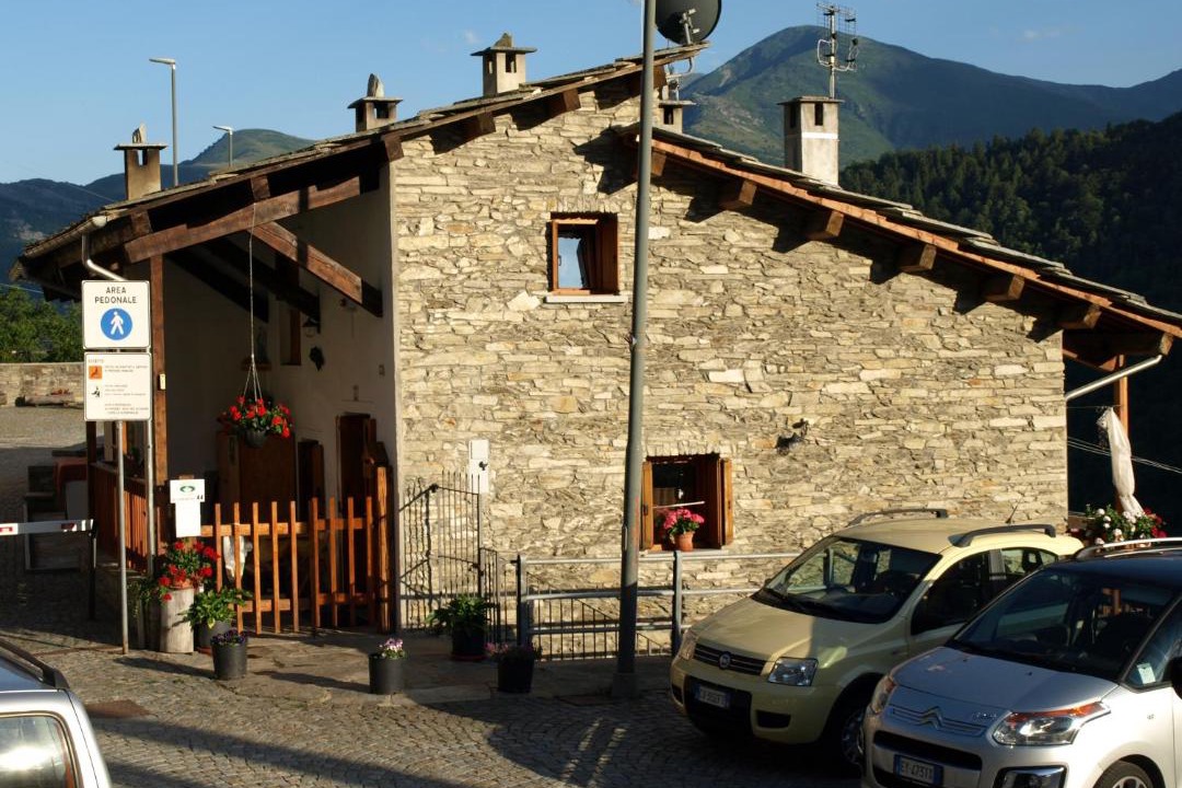 Photo of Others in Ostana
