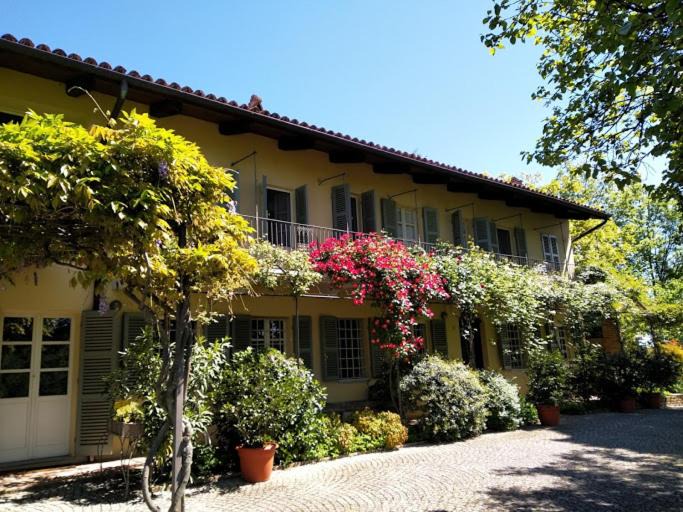 Photo of Buildings in Cocconato